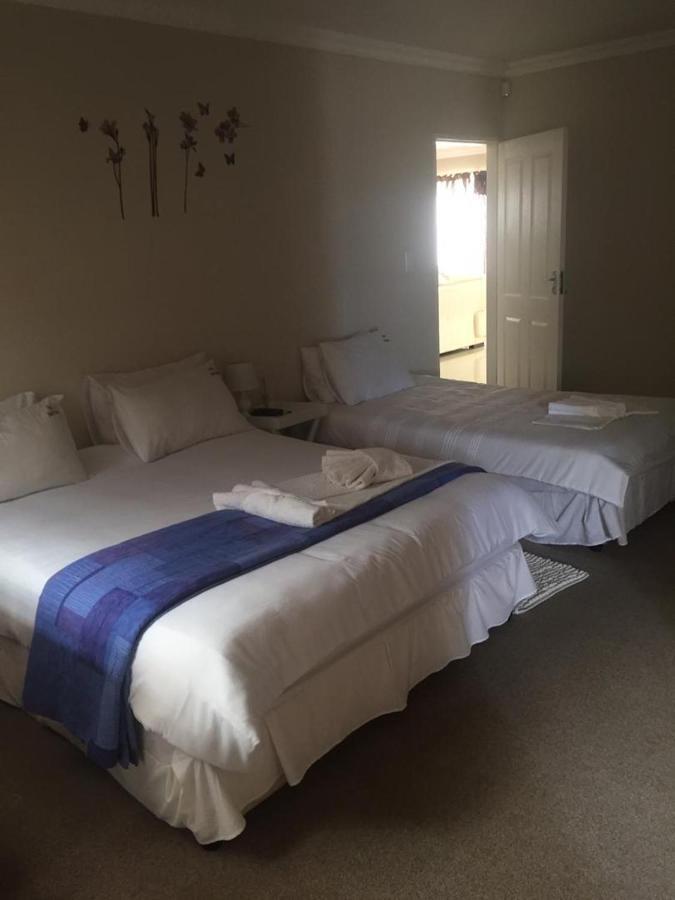 Stevens Guesthouse スワコプムント エクステリア 写真
