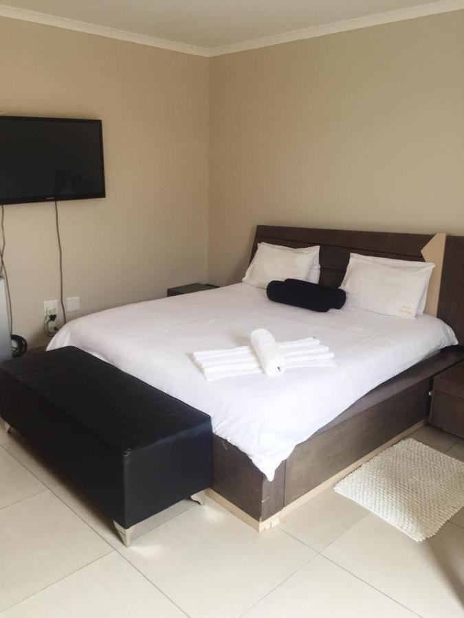 Stevens Guesthouse スワコプムント エクステリア 写真